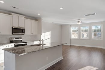 5324 River Reach Dr, Raleigh, NC 27616