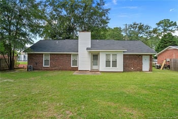 5325 Church St, Hope Mills, NC 28348