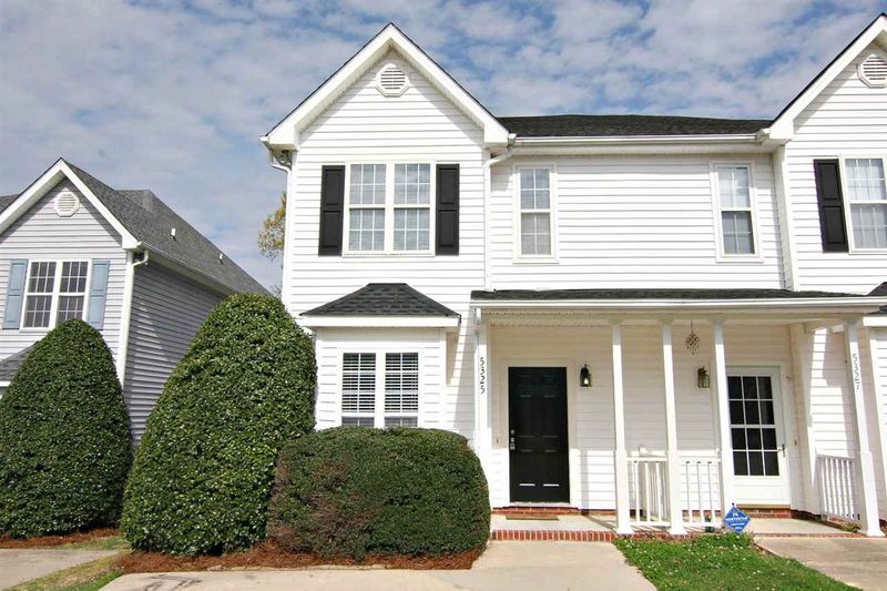 5325 Cog Hill Ct, Raleigh, NC 27604