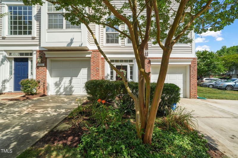 5325 Echo Ridge Rd, Raleigh, NC 27612