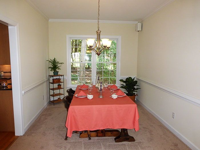5325 Harrington Grove Dr, Raleigh, NC 27613