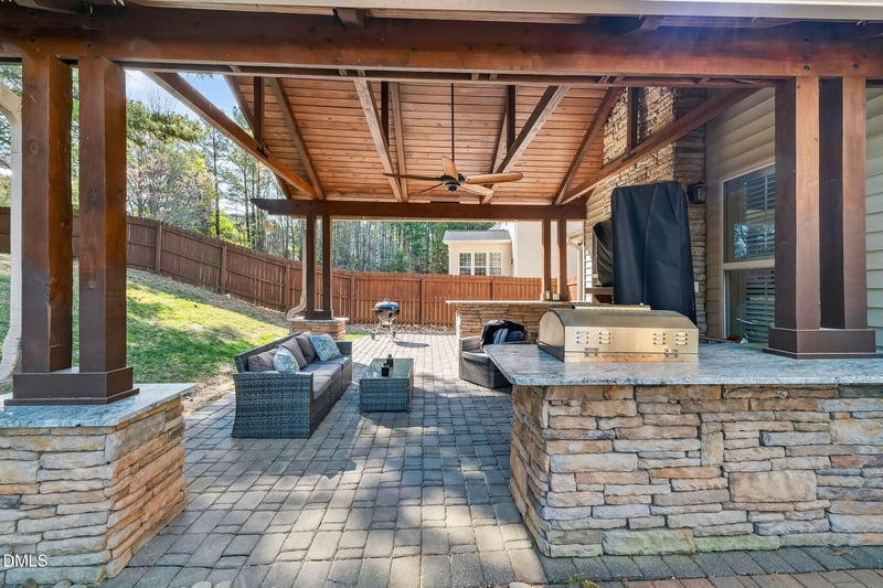 5325 Sapphire Springs Dr, Knightdale, NC 27545