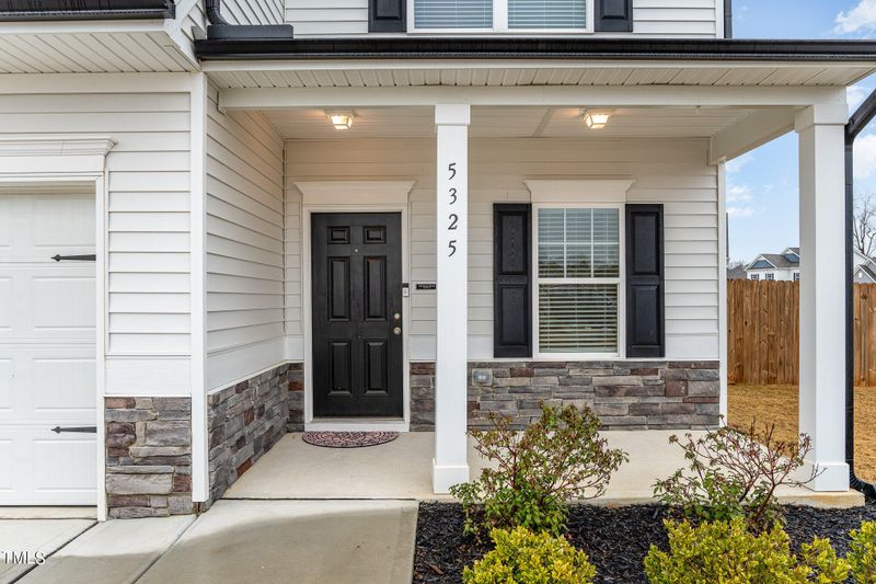 5325 Sorrell Glen Dr, Raleigh, NC 27603