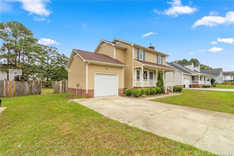 5326 Amberhill Ct, Fayetteville, NC 28311