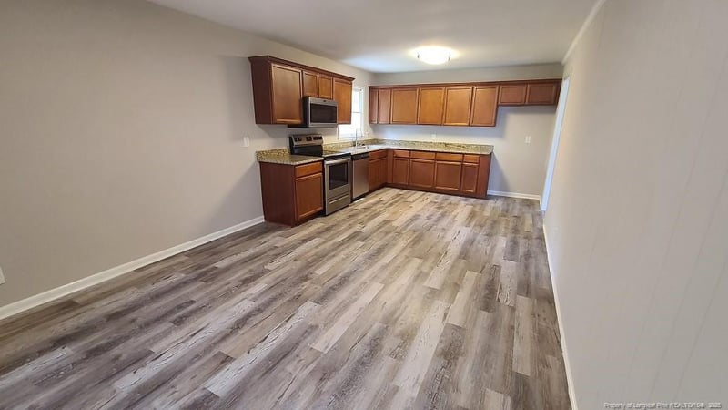 5326 Hampton Rd, Fayetteville, NC 28311