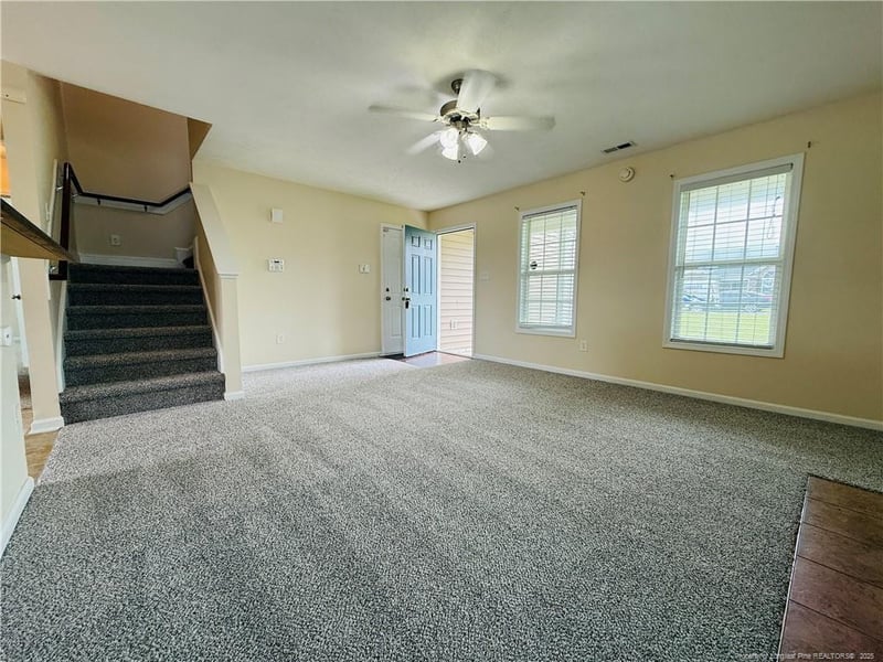 5326 Woodpecker Dr, Hope Mills, NC 28348