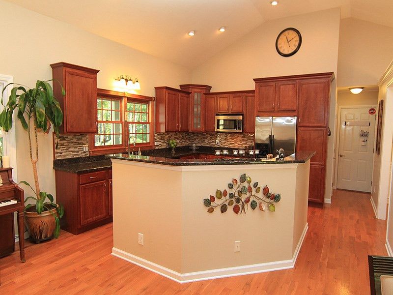 5328 Edington Ln, Raleigh, NC 27604