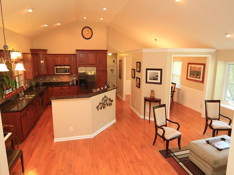 5328 Edington Ln, Raleigh, NC 27604