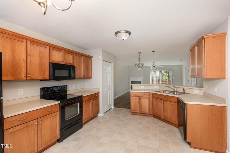 5329 Big Bass Dr, Raleigh, NC 27610