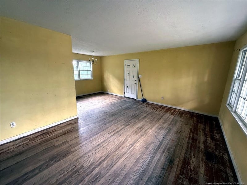 5329 Mesa Ct, Fayetteville, NC 28303