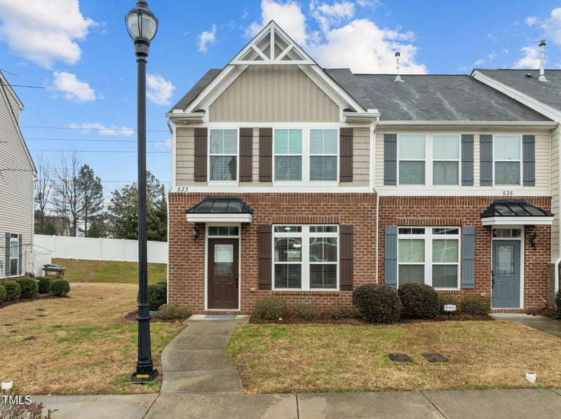 533 Berry Chase Way, Cary, NC 27519