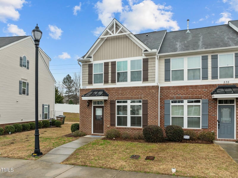 533 Berry Chase Way, Cary, NC 27519