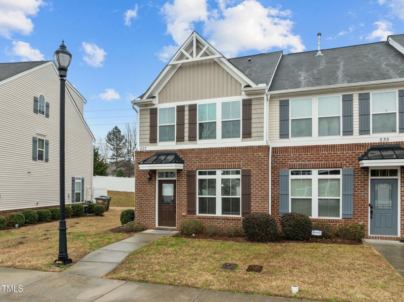 533 Berry Chase Way, Cary, NC 27519