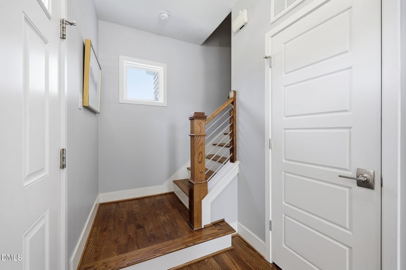 533 Bragg St, Raleigh, NC 27610