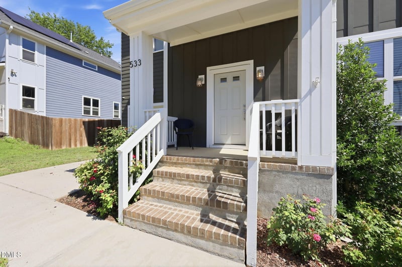 533 Bragg St, Raleigh, NC 27610