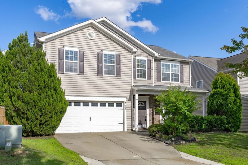 533 Gooseberry Dr, Holly Springs, NC 27540