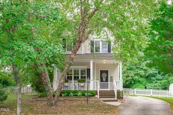 533 Maple Ave, Holly Springs, NC 27540