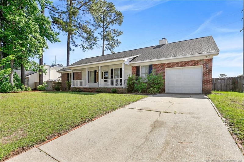 533 Offing Dr, Fayetteville, NC 28314