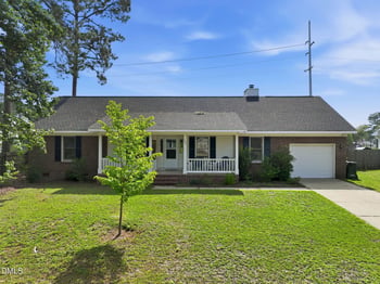 533 Offing Dr, Fayetteville, NC 28314