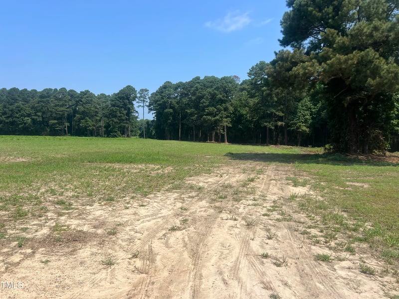 533 Partin Rd, Dunn, NC 28334