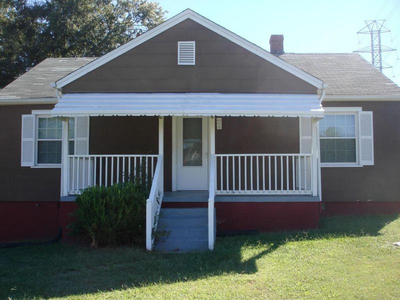 533 Ross St, Burlington, NC 27217