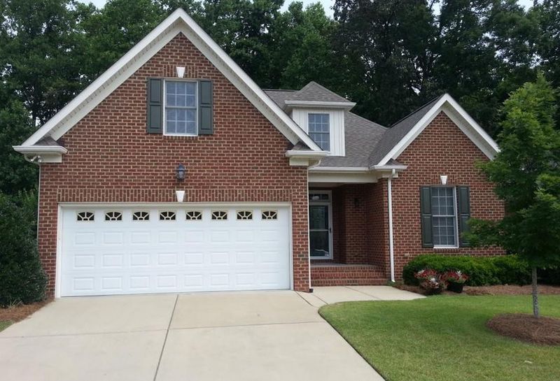 533 Walapai Dr, Fuquay Varina, NC 27526
