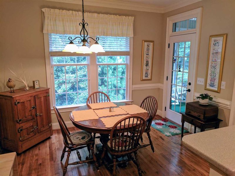 533 Walapai Dr, Fuquay Varina, NC 27526