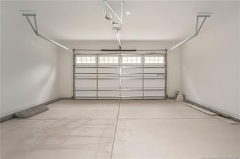 533 Walking Ln, Fayetteville, NC 28311