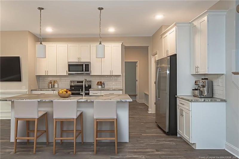 533 Walking Ln, Fayetteville, NC 28311