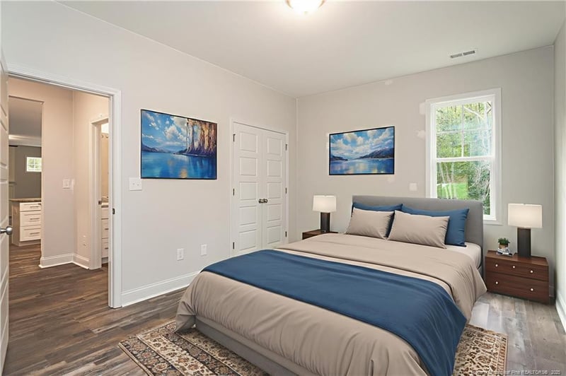 533 Walking Ln, Fayetteville, NC 28311