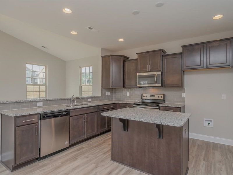 533 Yulee Dr LOT 497, Zebulon, NC 27597