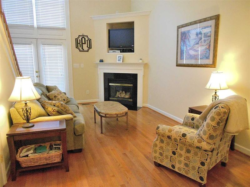 5330 Goldenglow Way, Raleigh, NC 27606