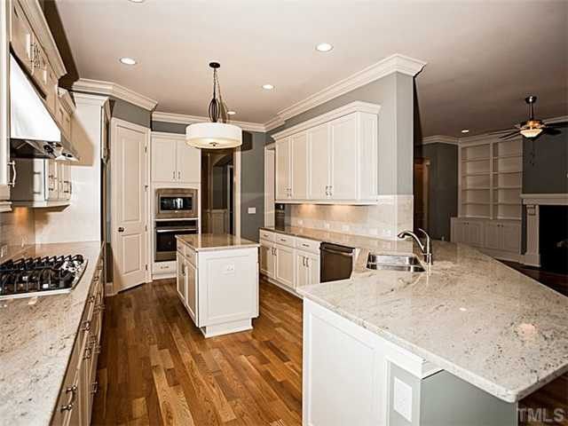 5330 Lucas Farm Ln, Chapel Hill, NC 27516