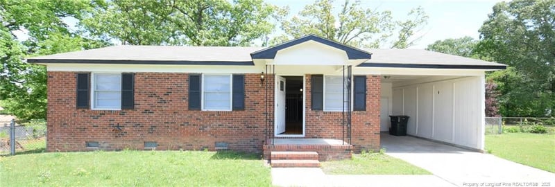 5330 Plateau Ct, Fayetteville, NC 28303