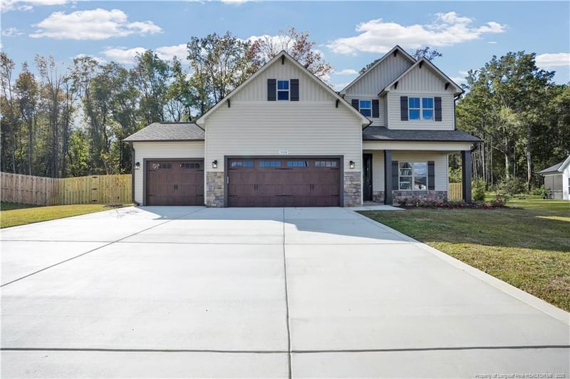 5332 Mountain Run Dr, Hope Mills, NC 28348