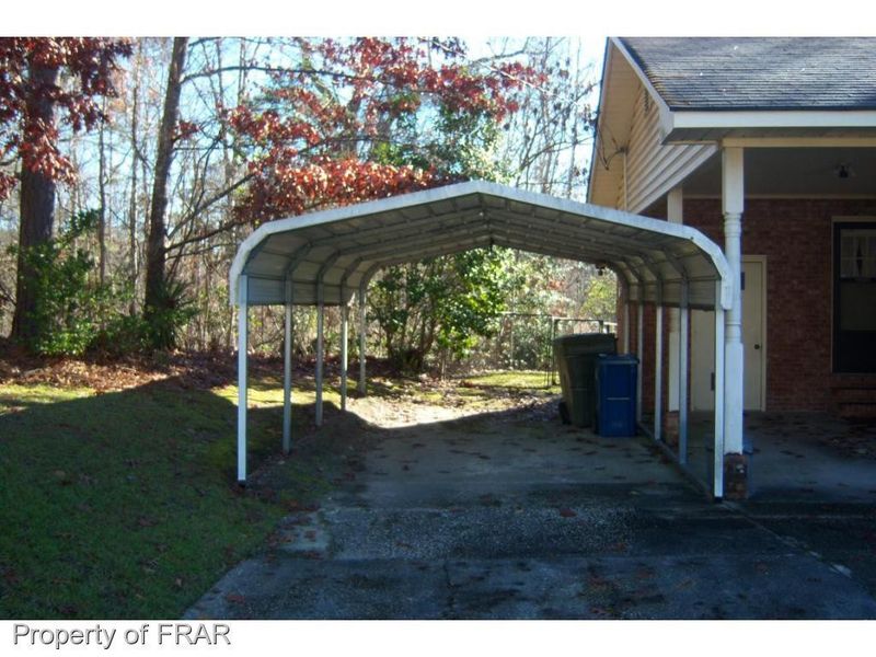 5332 Silver Pine Dr, Fayetteville, NC 28303