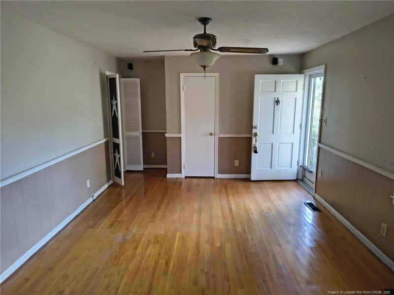 5334 Maryland Dr, Fayetteville, NC 28311