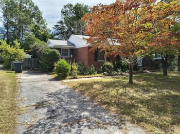 5334 Maryland Dr, Fayetteville, NC 28311