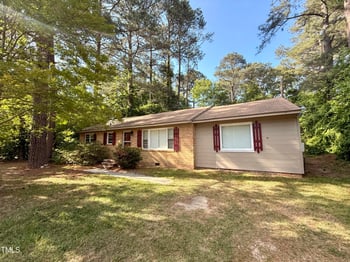5334 Morganton Rd, Fayetteville, NC 28314