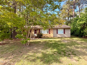 5334 Morganton Rd, Fayetteville, NC 28314