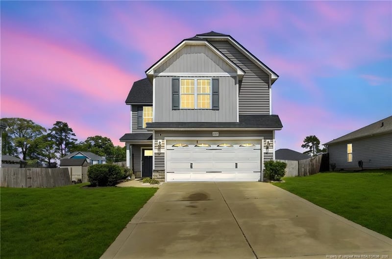 5334 Woodpecker Dr, Hope Mills, NC 28348