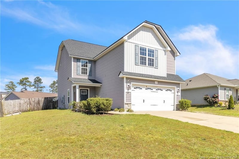 5334 Woodpecker Dr, Hope Mills, NC 28348