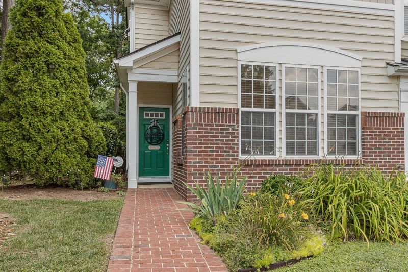 5336 Crescentview Pw, Raleigh, NC 27606