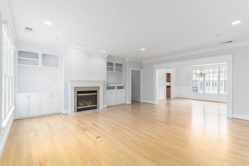 534 W Barbee Chapel Rd #534, Chapel Hill, NC 27517