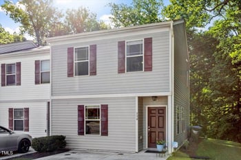 534 Hobkirks Pl, Durham, NC 27704