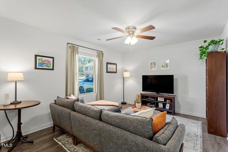 534 Hobkirks Pl, Durham, NC 27704