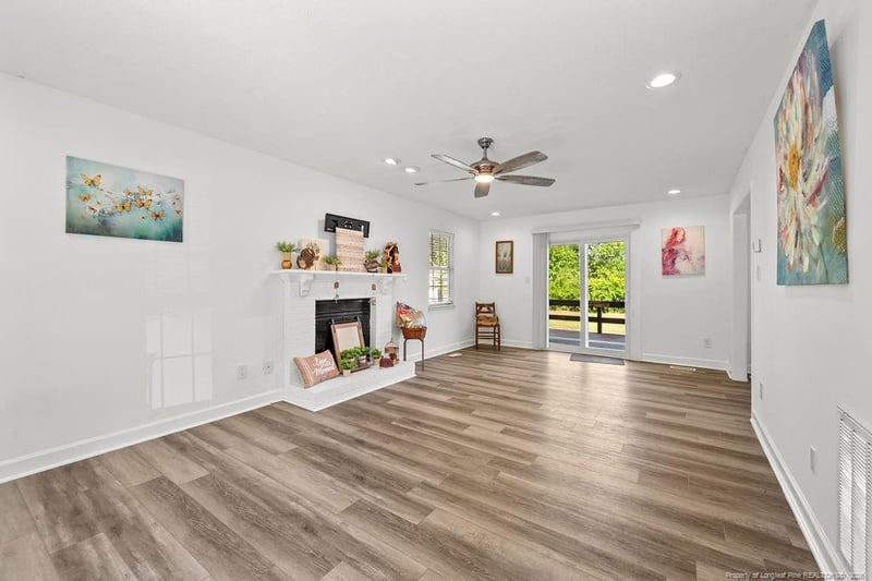 534 Stacy Weaver Dr, Fayetteville, NC 28311