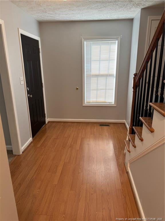 5340 Miranda Dr, Hope Mills, NC 28348