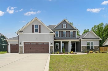 5340 Mountain Run Dr, Hope Mills, NC 28348