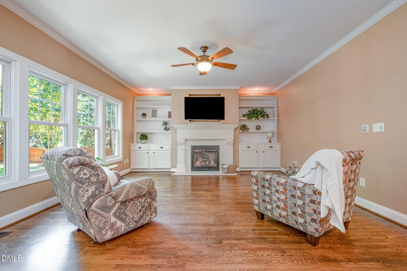 5340 Serene Forest Dr, Apex, NC 27539